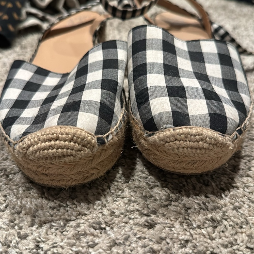 Gingham Espadrilles - Picture 3 of 5